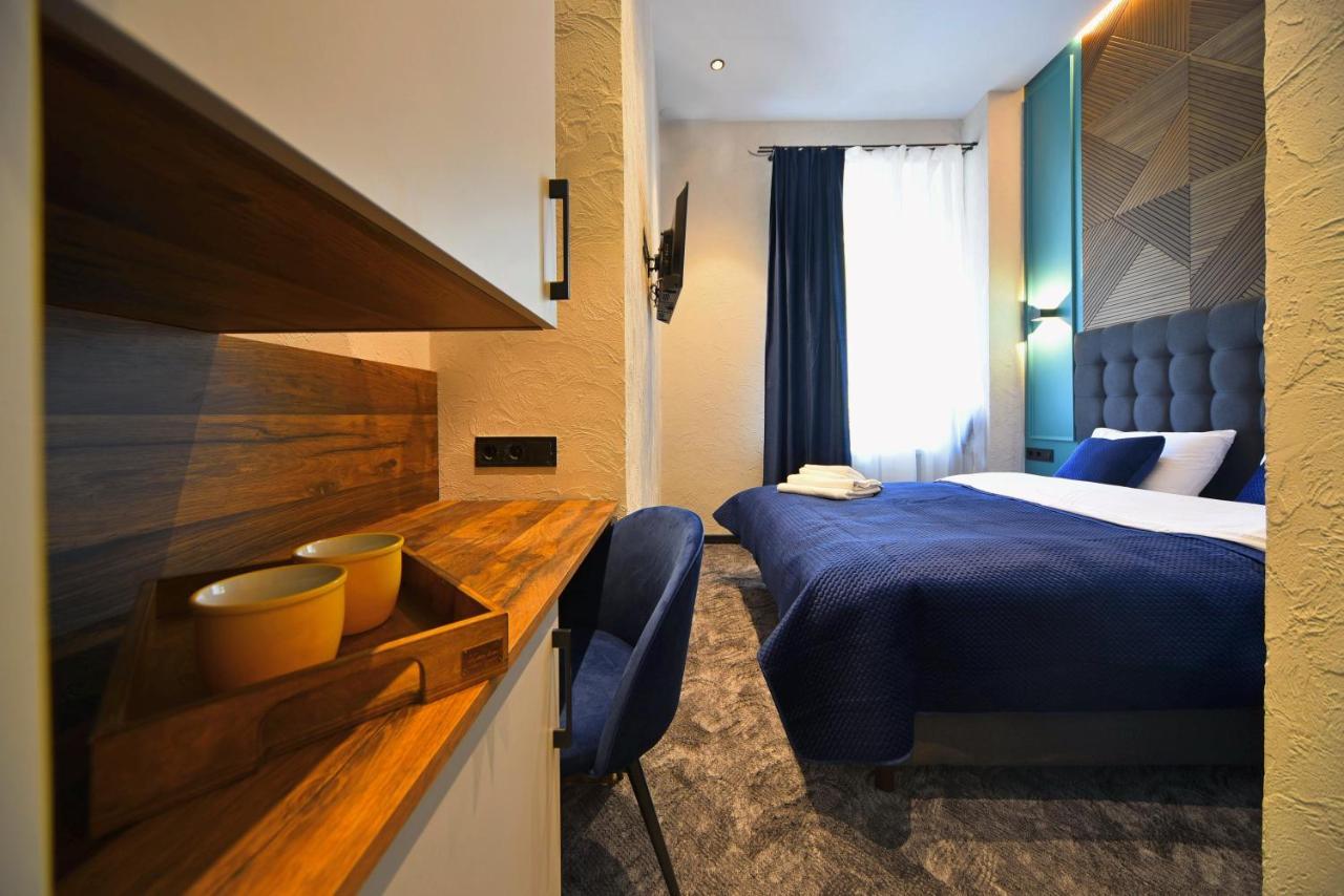 Hotel Buninn Odessa Exteriör bild
